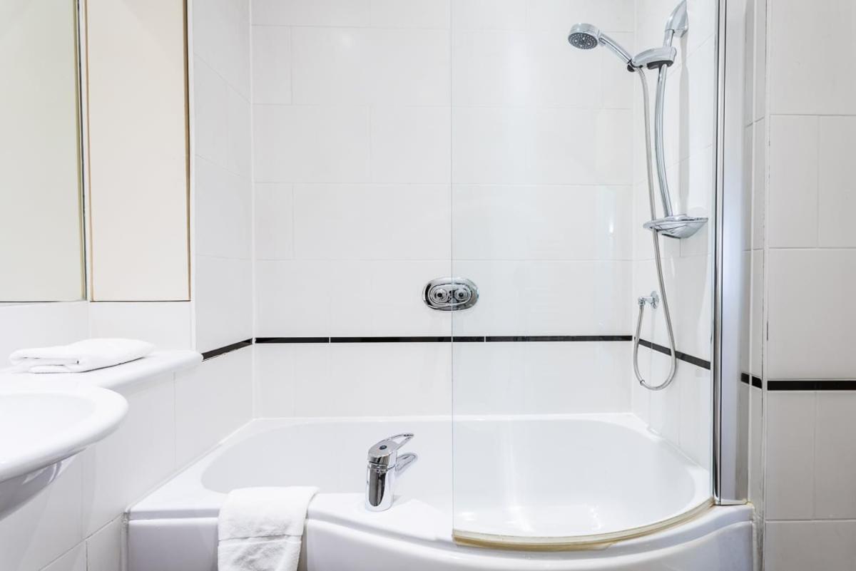 Bright & Comfortable Angel Apartment Лондон Екстер'єр фото