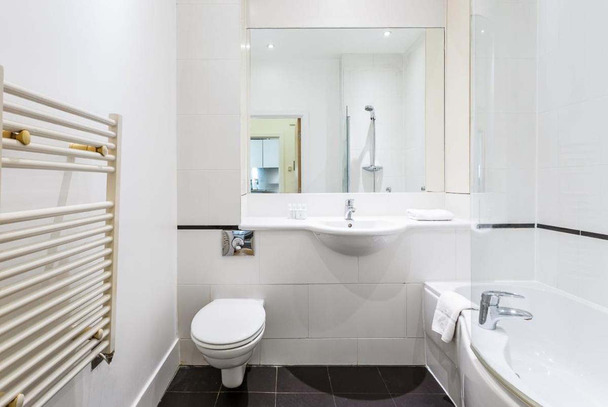 Bright & Comfortable Angel Apartment Лондон Екстер'єр фото