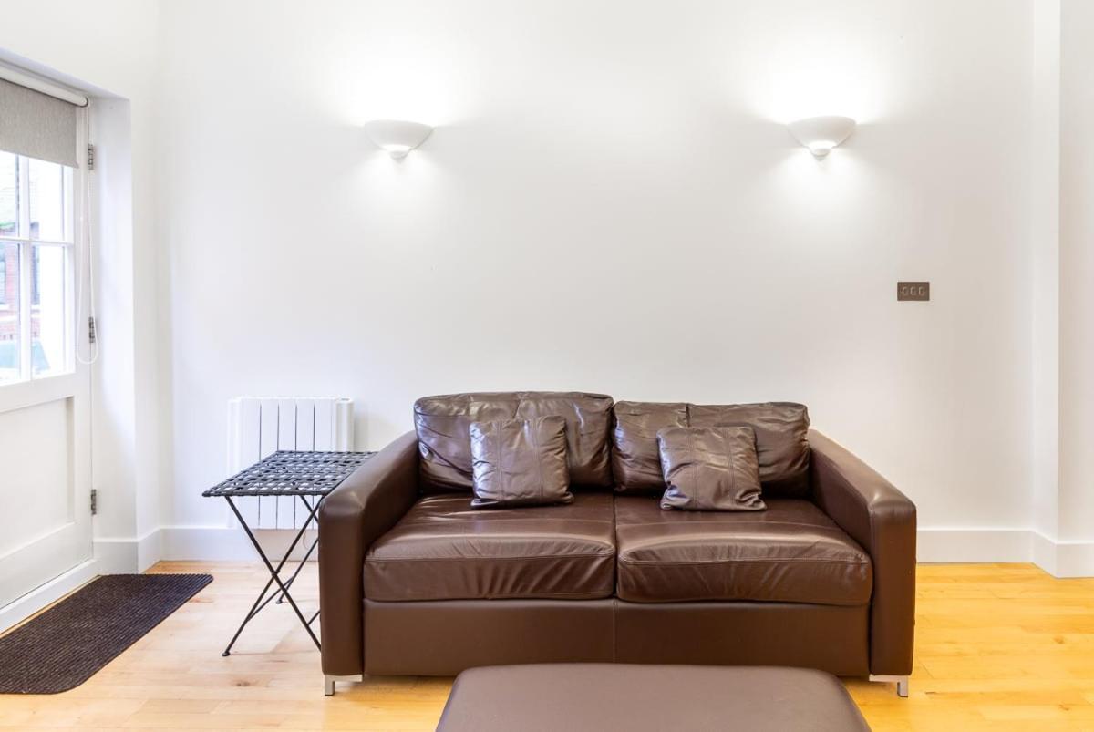 Bright & Comfortable Angel Apartment Лондон Екстер'єр фото